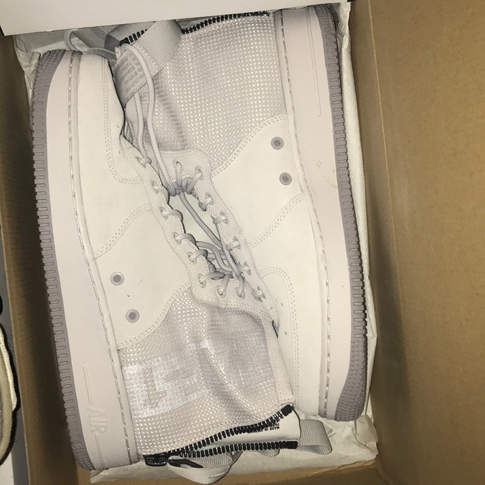 Brand new Nike night top air force ones